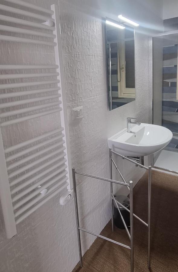 Matera Like Home - Rooms - Via Del Corso Esterno foto